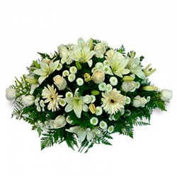 Ovalo de Flores Mix Blanco