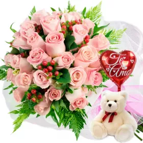 RAMO CON 24 ROSAS ROSADAS + GLOBO Y PELUCHE