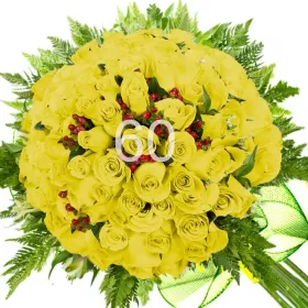 RAMO CON 60 ROSAS AMARILLAS