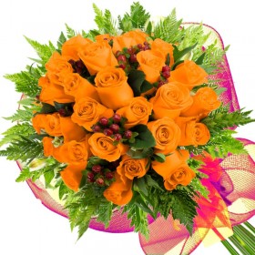 RAMO CON 24 ROSAS DAMASCO
