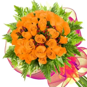 RAMO CON 32 ROSAS DAMASCO