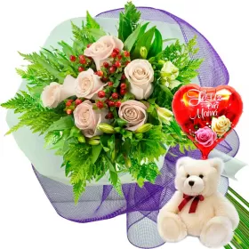 RAMO CON 6 ROSAS BLANCAS MÁS GLOBO DÍA DE LA MADRE Y PELUCHE