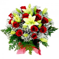 Cesta de 12 Rosas y Liliums