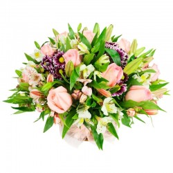 Cesta de Rosas Rosadas Liliums y Astromelias