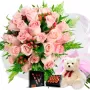 RAMO CON 24 ROSAS ROSADAS MAS PELUCHE Y CHOLCOLATE VARSOVIENNE